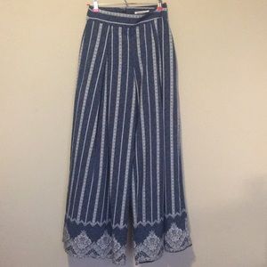 Flowy circus pants!! Has matching top (set)